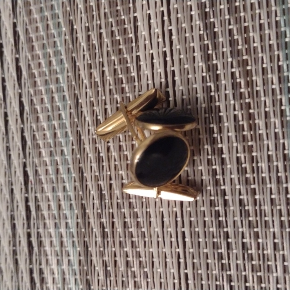 Cufflinks - Picture 3 of 6